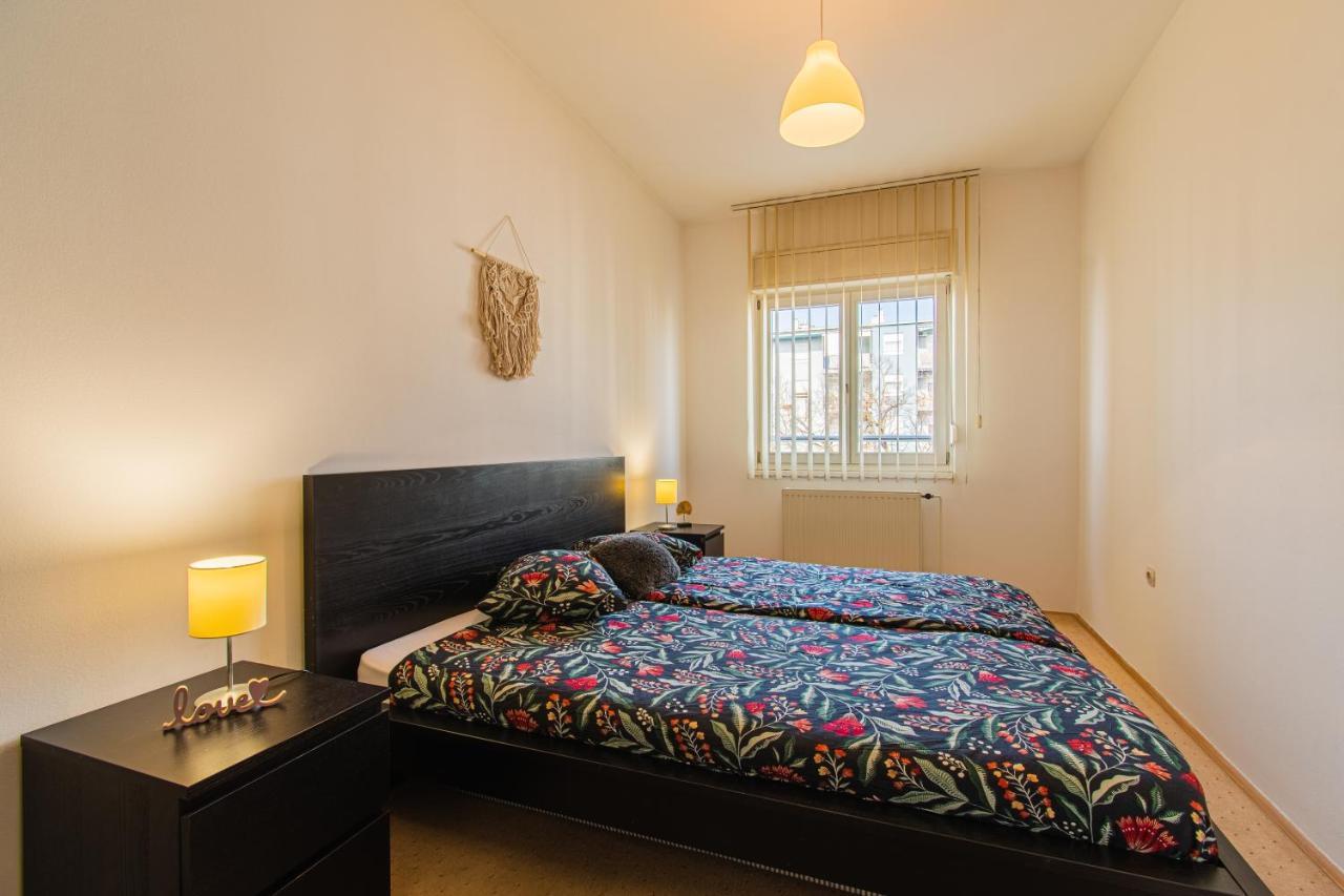 Flexible Selfcheckins 47 - Zagreb - Two Loggia - New - 3 Beedroms - 2 Wc Apartment Luaran gambar