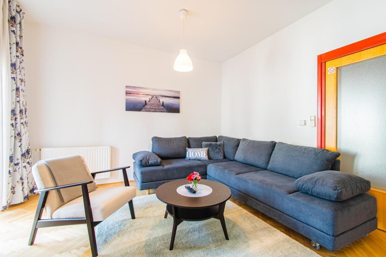Flexible Selfcheckins 47 - Zagreb - Two Loggia - New - 3 Beedroms - 2 Wc Apartment Luaran gambar